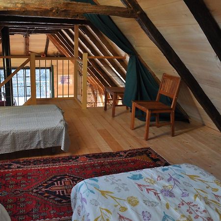 Gite Le Couderc De Coubisou, Grange Renovee Dış mekan fotoğraf