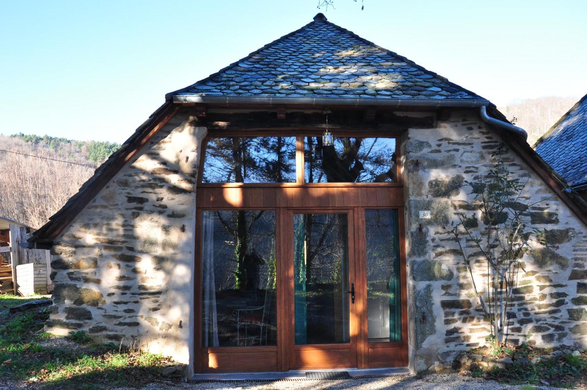 Gite Le Couderc De Coubisou, Grange Renovee Dış mekan fotoğraf