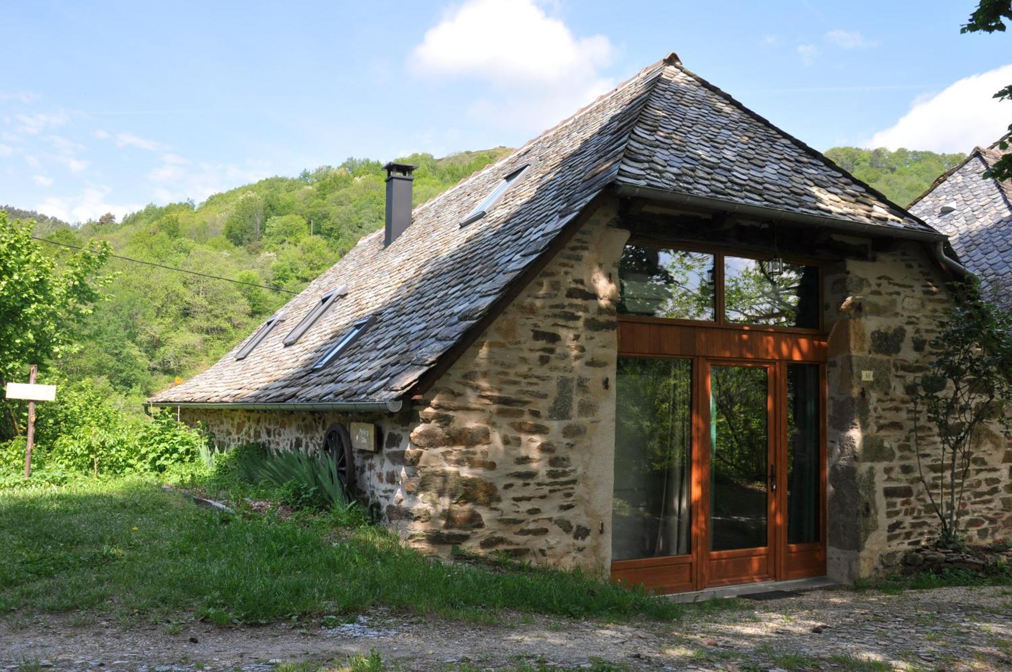 Gite Le Couderc De Coubisou, Grange Renovee Dış mekan fotoğraf